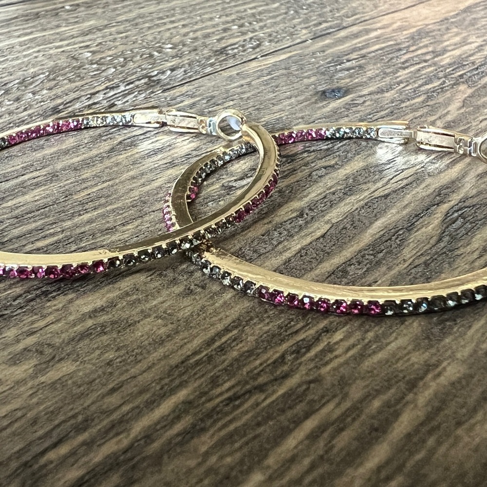 NEW MARLYN SCHIFF Pave Hoops with Gold/Pink Candy Crystals